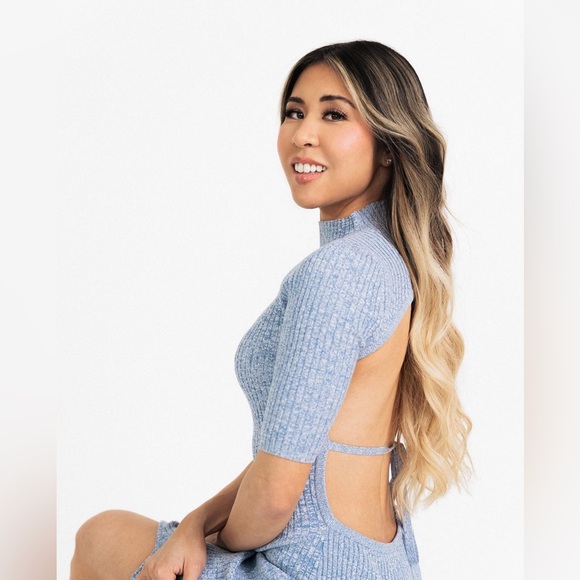 Meet your Posher, Glo - Picture 1 of 1